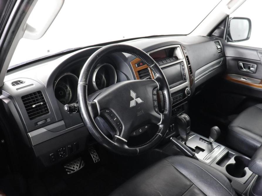 Mitsubishi Pajero IV Рестайлинг 1 Химки  - изображение 10