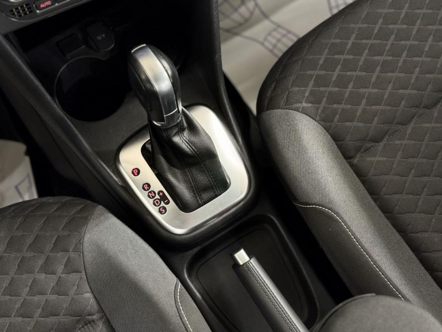 Volkswagen Polo V Рестайлинг Санкт-Петербург  - изображение 13