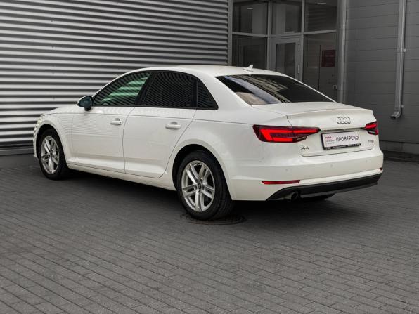 Audi A4 V (B9) с пробегом 2018 года, цена 2 420 000 рублей, 92190 км, седан, Автокод Объявления