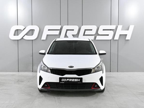 Kia Rio IV Рестайлинг с пробегом 2021 года, цена 1 399 000 рублей, 179467 км, седан, Автокод Объявления
