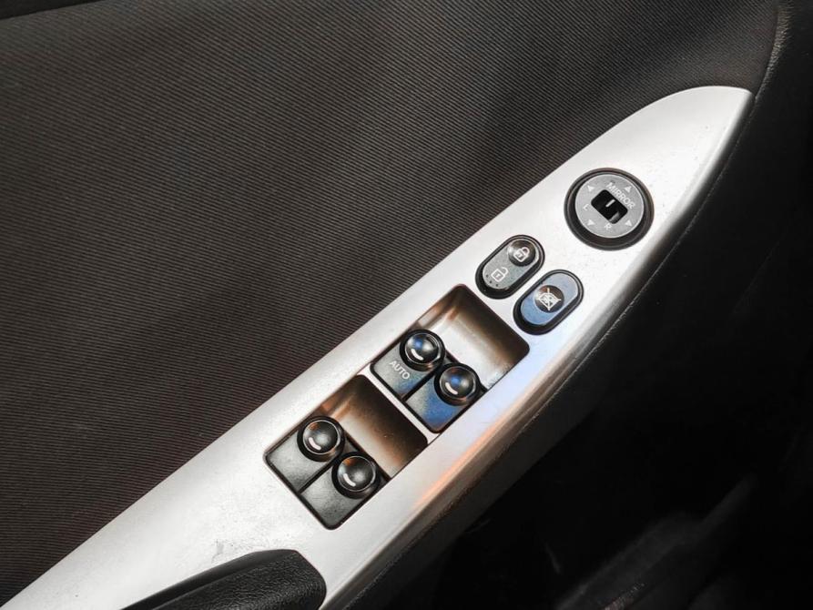 Hyundai Solaris I Рестайлинг Тула  - изображение 15