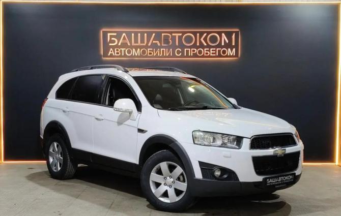 Chevrolet Captiva I Рестайлинг 2 с пробегом 2013 года, цена 1 310 000 рублей, 207210 км, внедорожник, Автокод Объявления