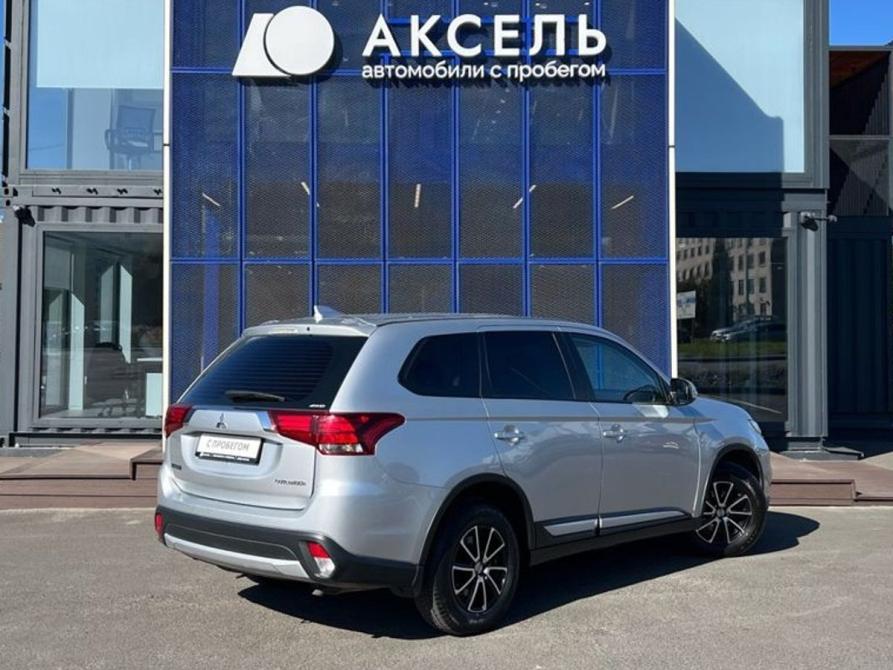 Mitsubishi Outlander III Рестайлинг 2 Архангельск  - изображение 5
