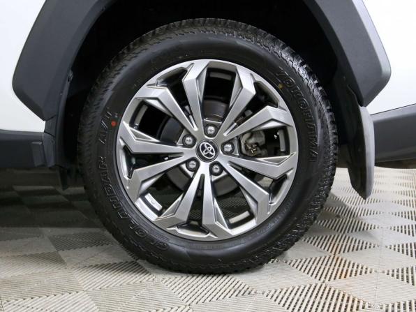 Toyota RAV4 V (XA50) с пробегом 2023 года, цена 3 690 000 рублей, 40825 км, внедорожник, Автокод Объявления