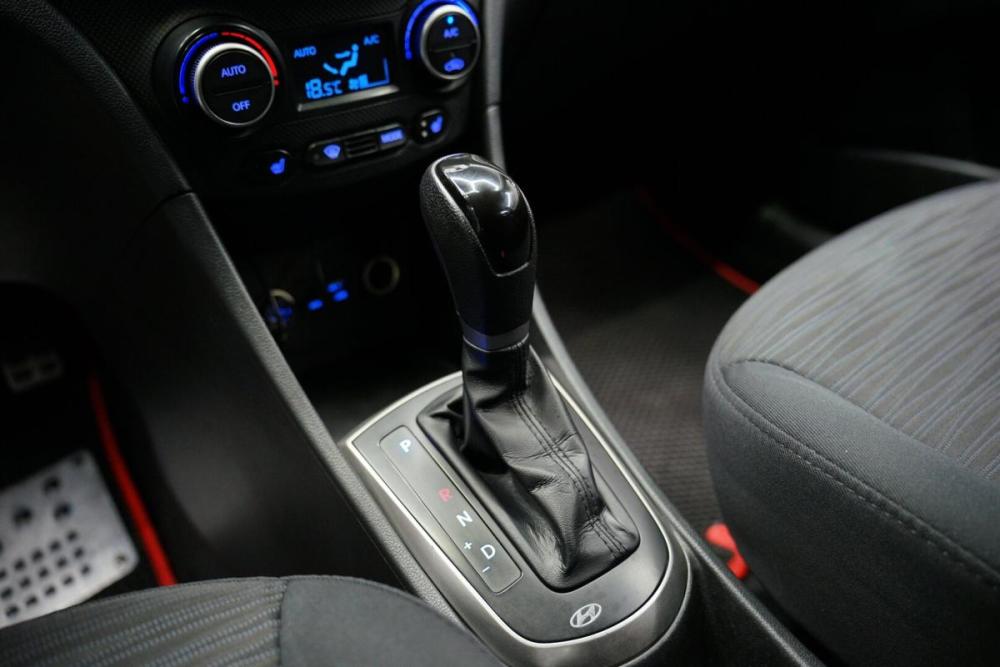 Hyundai Solaris I Рестайлинг Крым  - изображение 16