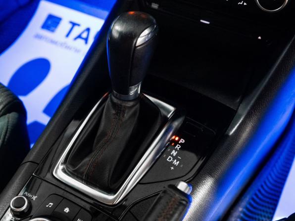 Mazda Axela III с пробегом 2014 года, цена 1 200 000 рублей, 132923 км, хэтчбек, Автокод Объявления
