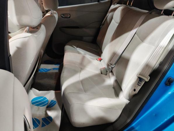 Nissan Leaf I (ZE0/AZE0) с пробегом 2012 года, цена 1 249 000 рублей, 190848 км, хэтчбек, Автокод Объявления