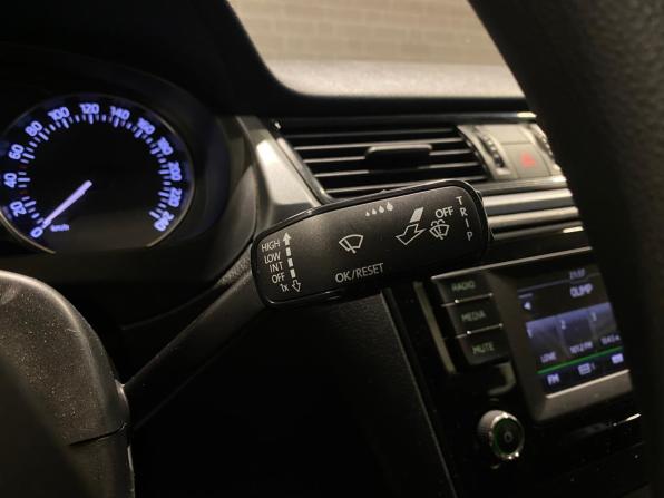 Skoda Rapid I с пробегом 2016 года, цена 1 269 000 рублей, 68717 км, лифтбек, Автокод Объявления