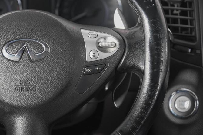 Infiniti QX70 с пробегом 2015 года, цена 2 849 000 рублей, 189000 км, внедорожник, Автокод Объявления