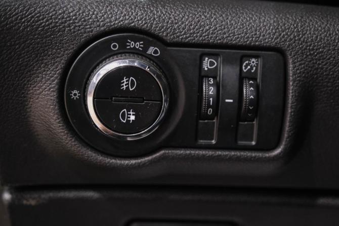Opel Astra J Рестайлинг с пробегом 2011 года, цена 849 000 рублей, 200000 км, хэтчбек, Автокод Объявления