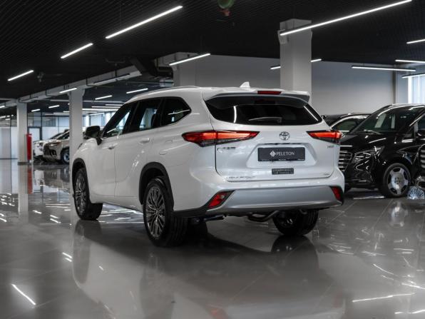 Toyota Highlander IV (XU70) с пробегом 2026 года, цена 5 300 000 рублей, 26 км, внедорожник, Автокод Объявления