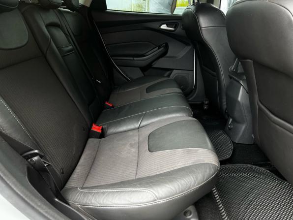 Ford Focus III с пробегом 2012 года, цена 847 777 рублей, 152033 км, хэтчбек, Автокод Объявления