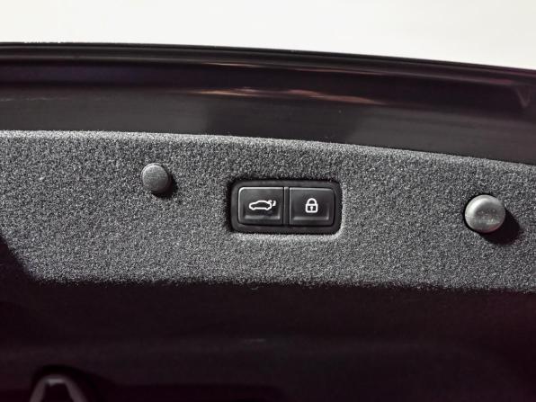 Kia K8 I с пробегом 2022 года, цена 4 000 000 рублей, 67645 км, седан, Автокод Объявления