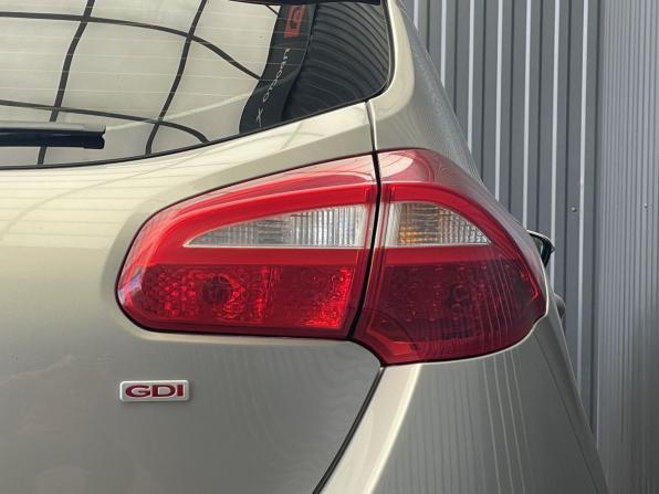 Kia Ceed II Рестайлинг с пробегом 2017 года, цена 1 637 000 рублей, 73814 км, хэтчбек, Автокод Объявления