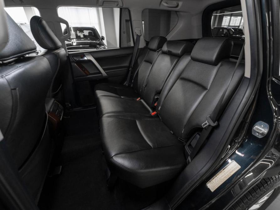 Toyota Land Cruiser Prado 150 Series Рестайлинг 1 Москва  - изображение 12