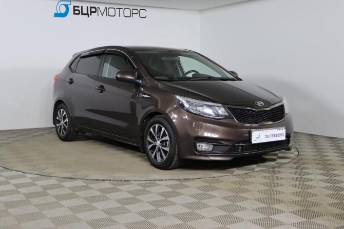 Kia Rio III Рестайлинг с пробегом 2017 года, цена 1 199 990 рублей, 153898 км, хэтчбек, Автокод Объявления