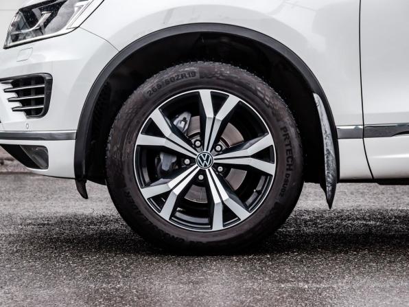 Volkswagen Touareg II Рестайлинг с пробегом 2015 года, цена 3 200 000 рублей, 131505 км, внедорожник, Автокод Объявления