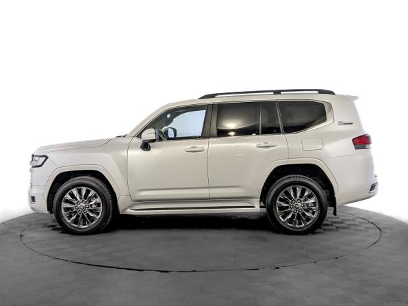 Toyota Land Cruiser 300 Series с пробегом 2022 года, цена 10 780 000 рублей, 18425 км, внедорожник, Автокод Объявления