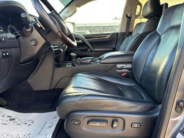 Lexus LX III Рестайлинг 2 с пробегом 2016 года, цена 5 980 000 рублей, 229500 км, внедорожник, Автокод Объявления