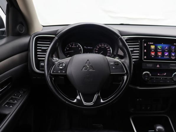 Mitsubishi Outlander III Рестайлинг 3 с пробегом 2018 года, цена 1 730 000 рублей, 114857 км, внедорожник, Автокод Объявления