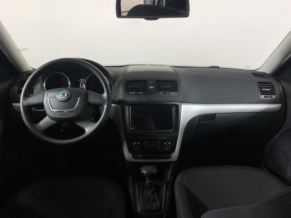 Skoda Yeti I с пробегом 2012 года, цена 710 000 рублей, 177379 км, внедорожник, Автокод Объявления