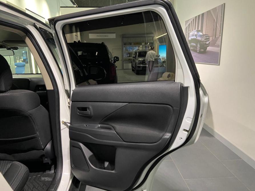 Mitsubishi Outlander III Рестайлинг 3 Сыктывкар  - изображение 9