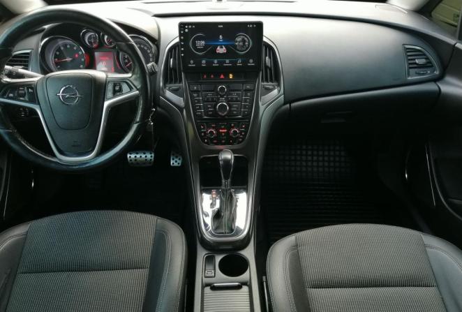 Opel Astra J с пробегом 2011 года, цена 540 000 рублей, 204853 км, хэтчбек, Автокод Объявления