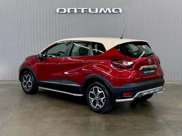 Renault Kaptur I с пробегом 2018 года, цена 1 297 000 рублей, 153877 км, внедорожник, Автокод Объявления