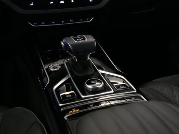 Hongqi HS5 I с пробегом 2024 года, цена 2 650 000 рублей, 51608 км, внедорожник, Автокод Объявления