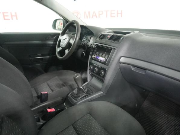 Skoda Octavia II (A5) Рестайлинг с пробегом 2010 года, цена 720 000 рублей, 199324 км, лифтбек, Автокод Объявления