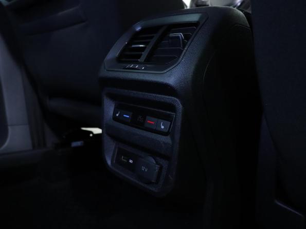 Volkswagen Tiguan II с пробегом 2018 года, цена 1 998 000 рублей, 125000 км, внедорожник, Автокод Объявления