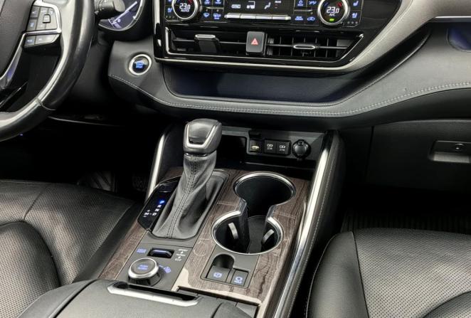 Toyota Highlander IV (XU70) с пробегом 2020 года, цена 4 500 000 рублей, 153585 км, внедорожник, Автокод Объявления