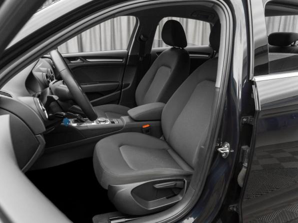 Audi A3 III (8V) Рестайлинг с пробегом 2019 года, цена 2 340 000 рублей, 76106 км, седан, Автокод Объявления