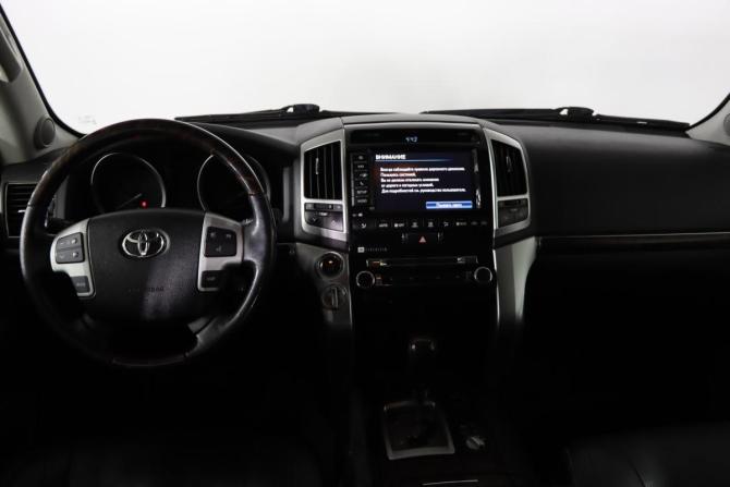 Toyota Land Cruiser 200 Series Рестайлинг 1 с пробегом 2015 года, цена 4 099 990 рублей, 254192 км, внедорожник, Автокод Объявления