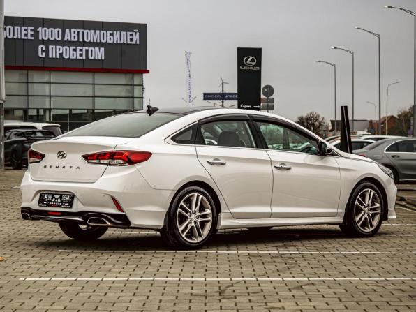 Hyundai Sonata VII (LF) Рестайлинг с пробегом 2019 года, цена 1 565 000 рублей, 108000 км, седан, Автокод Объявления