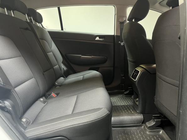Kia Sportage IV Рестайлинг с пробегом 2021 года, цена 2 475 000 рублей, 82751 км, внедорожник, Автокод Объявления