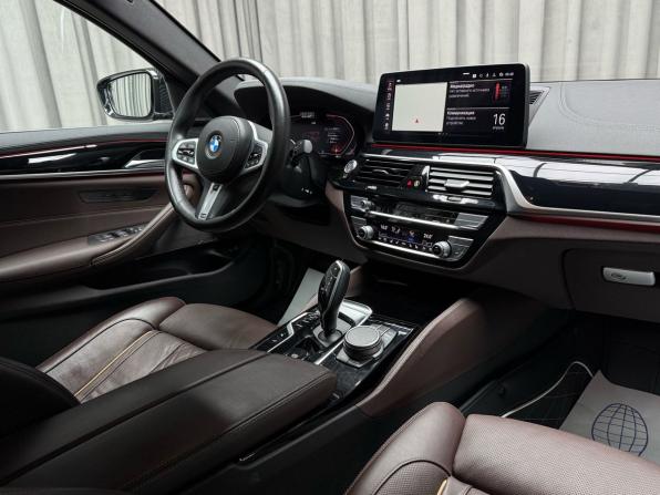 BMW 5 серии VII (G30/G31/G38) Рестайлинг с пробегом 2021 года, цена 5 299 000 рублей, 55500 км, седан, Автокод Объявления
