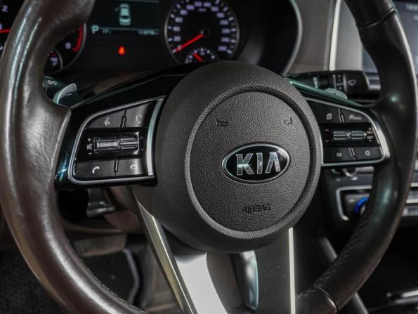 Kia Optima IV Рестайлинг с пробегом 2018 года, цена 2 049 000 рублей, 113774 км, седан, Автокод Объявления