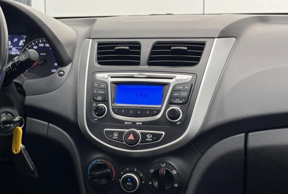 Hyundai Solaris I Владимир  - изображение 13