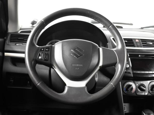 Suzuki Swift IV с пробегом 2011 года, цена 689 900 рублей, 145312 км, хэтчбек, Автокод Объявления