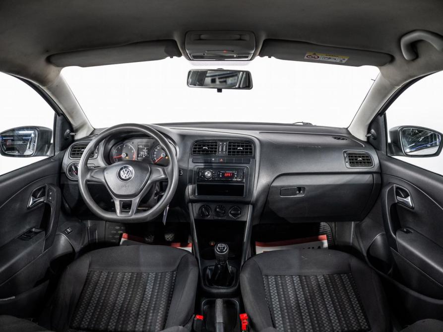 Volkswagen Polo V Рестайлинг Иркутск  - изображение 8