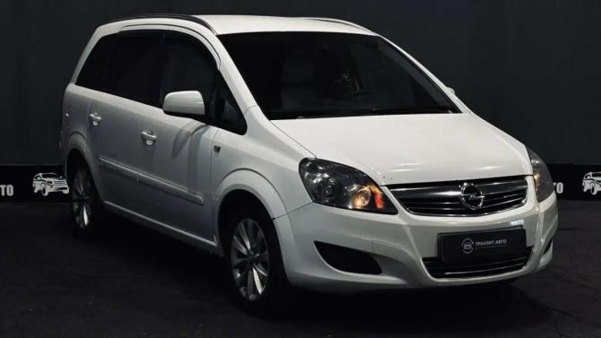 Opel Zafira B Рестайлинг с пробегом 2014 года, цена 820 000 рублей, 178321 км, минивэн, Автокод Объявления