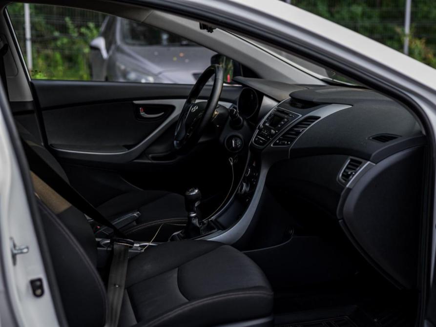 Hyundai Elantra V (MD) Рестайлинг Санкт-Петербург  - изображение 12