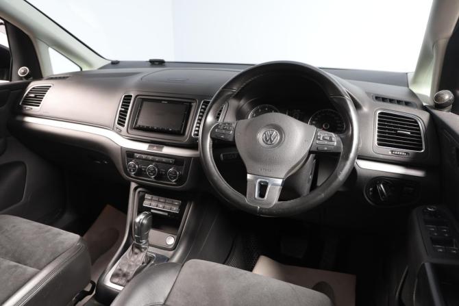 Volkswagen Sharan II с пробегом 2012 года, цена 1 449 000 рублей, 115000 км, минивэн, Автокод Объявления