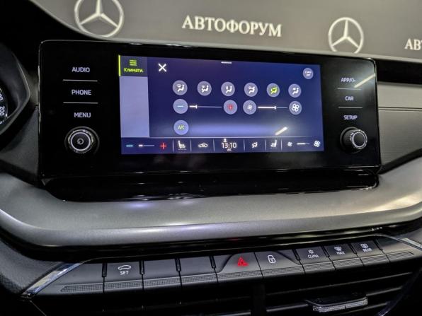 Skoda Octavia IV (A8) с пробегом 2021 года, цена 2 425 000 рублей, 63801 км, лифтбек, Автокод Объявления