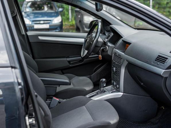 Opel Astra H Рестайлинг с пробегом 2014 года, цена 668 001 рубль, 138654 км, седан, Автокод Объявления