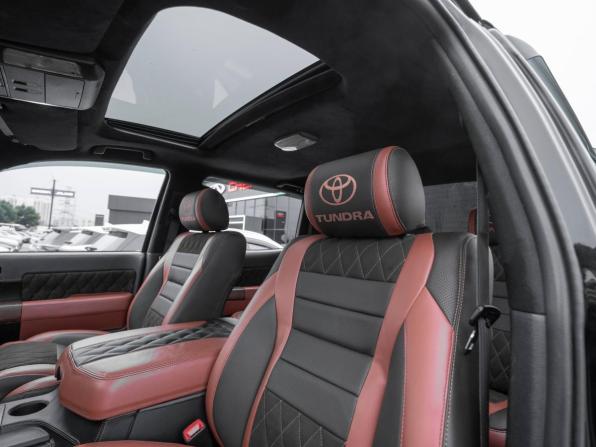 Toyota Tundra II с пробегом 2012 года, цена 4 700 000 рублей, 139547 км, пикап, Автокод Объявления