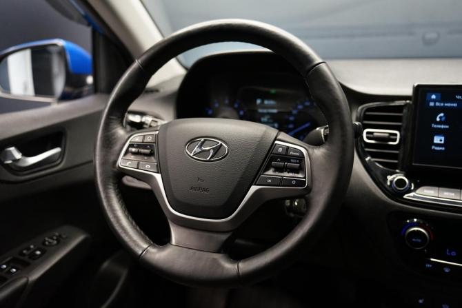 Hyundai Solaris II Рестайлинг с пробегом 2020 года, цена 1 740 000 рублей, 134400 км, седан, Автокод Объявления