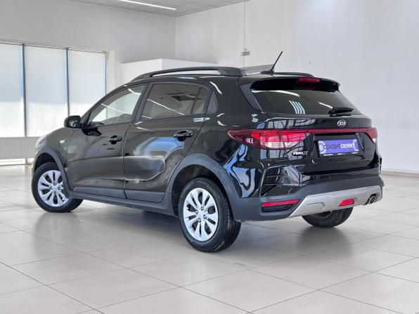 Kia Rio IV Рестайлинг с пробегом 2021 года, цена 1 600 000 рублей, 54726 км, хэтчбек, Автокод Объявления