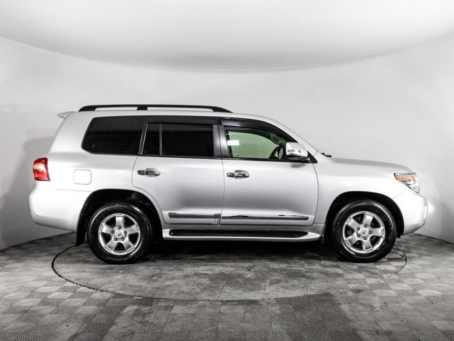 Toyota Land Cruiser 200 Series Рестайлинг 1 Санкт-Петербург  - изображение 5